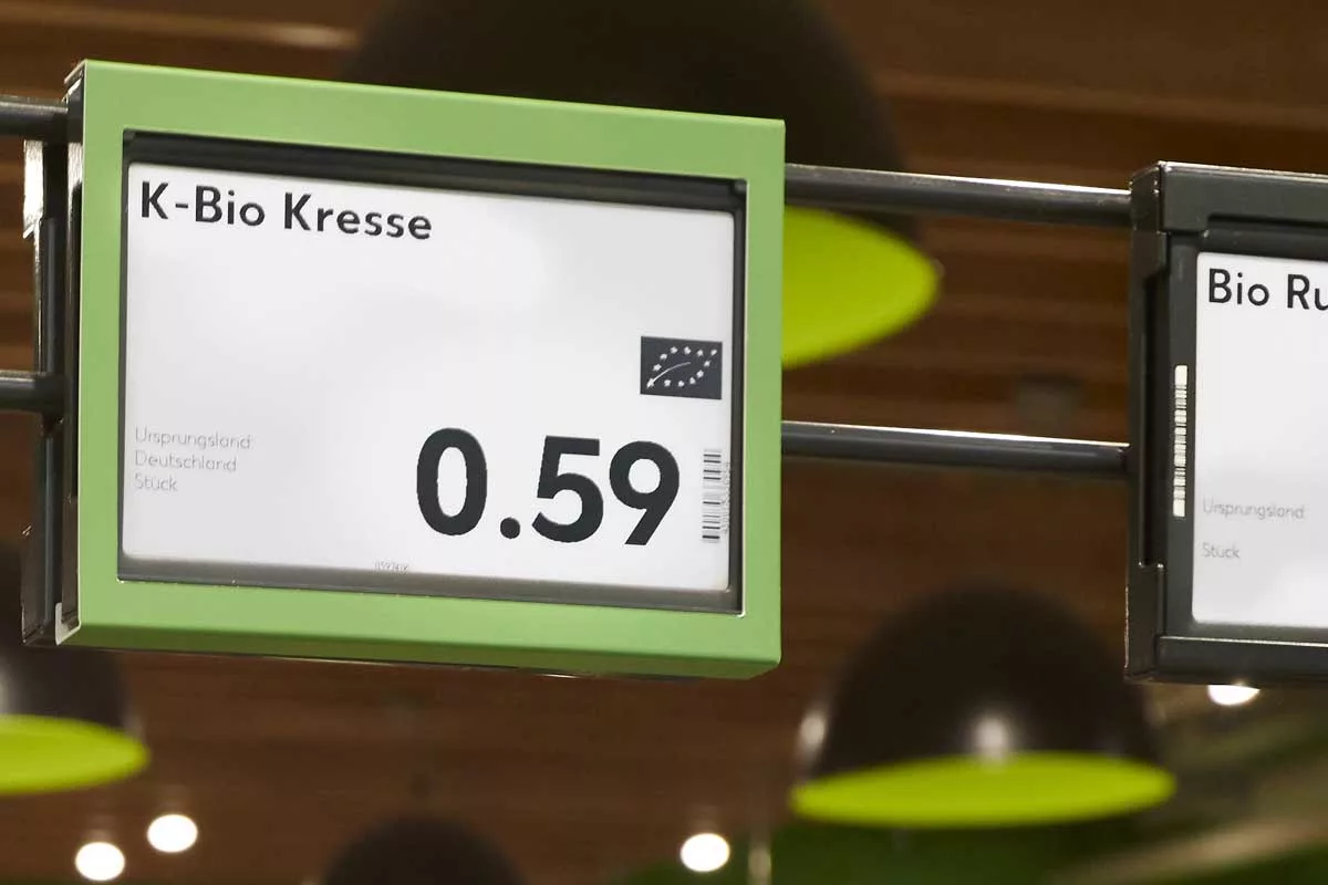 Chroma Aeon 60 ESL in a grocery store